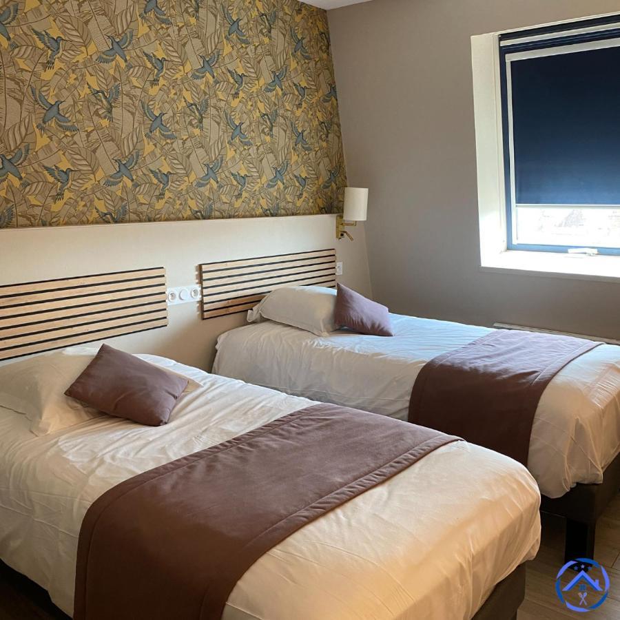 Saint-Amand-Mont-Rond Hotel Restaurant L'Amandois מראה חיצוני תמונה